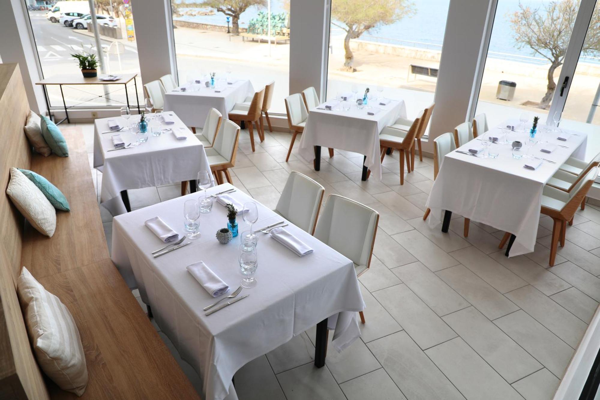 Rallye Hotel L' Escala Ngoại thất bức ảnh